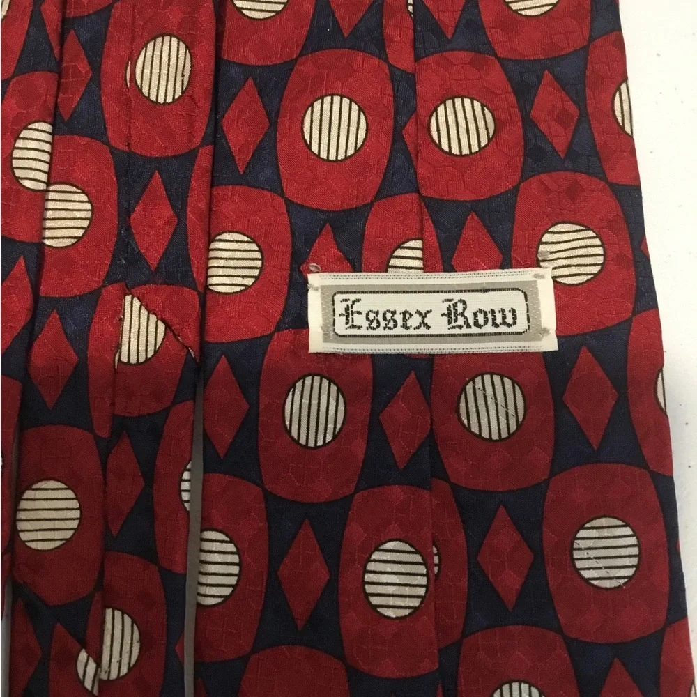 Vintage Essex Row Men’s Silk Necktie Made In USA Of Italian Silk